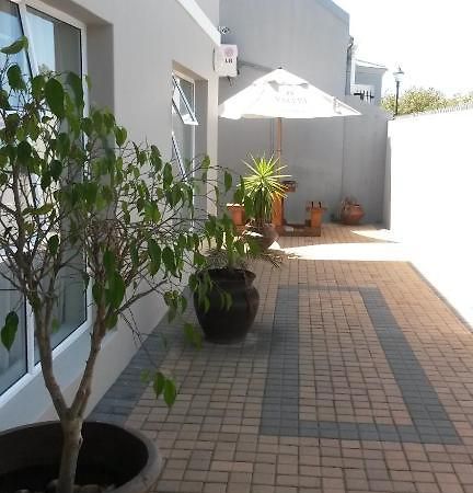 The Dondi Lodge Port Elizabeth Zewnętrze zdjęcie